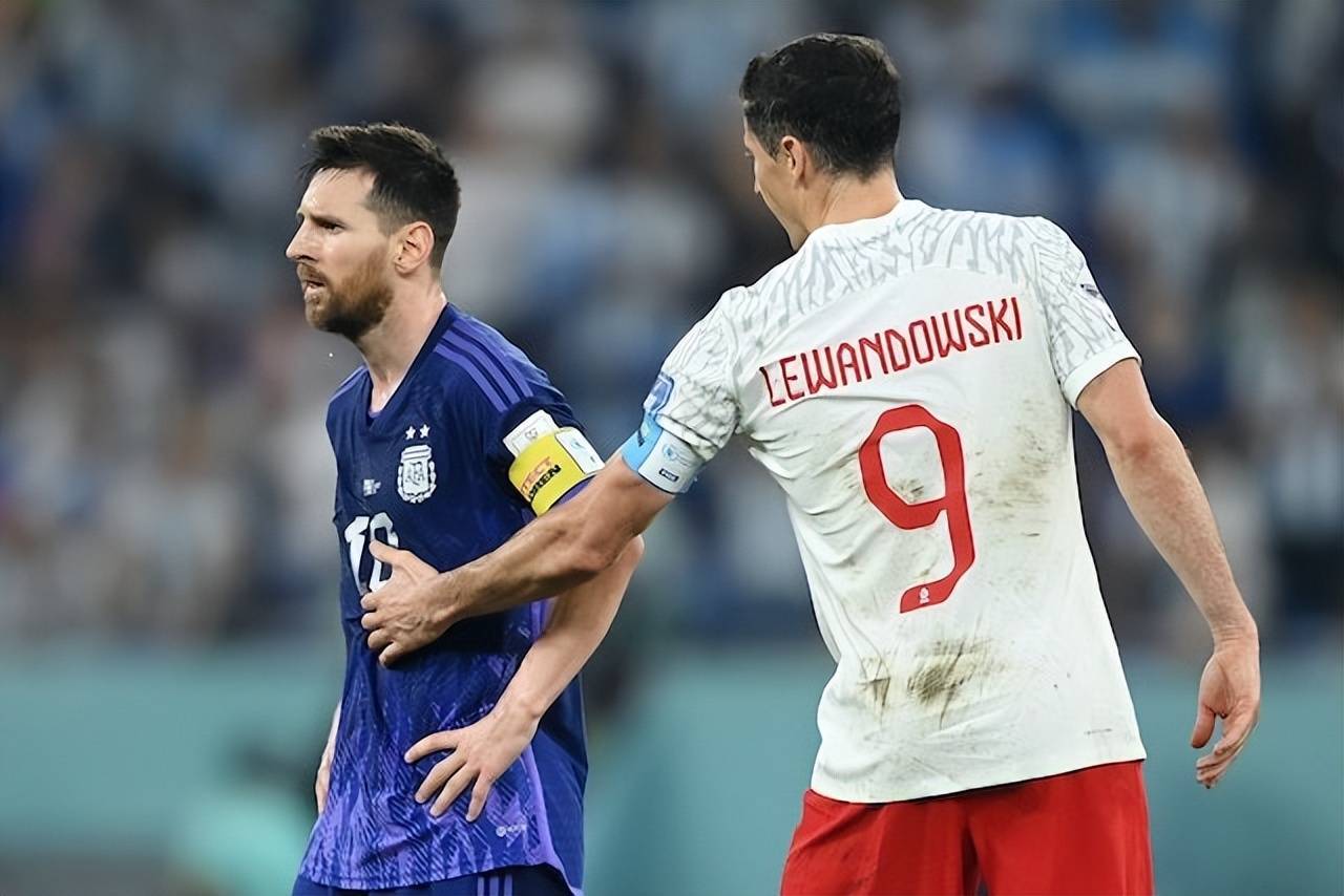 九游娱乐包含莱万多夫斯基巅峰对决，梅西与30激战尤文图斯分钟，问鼎冠军胜负难料！的词条