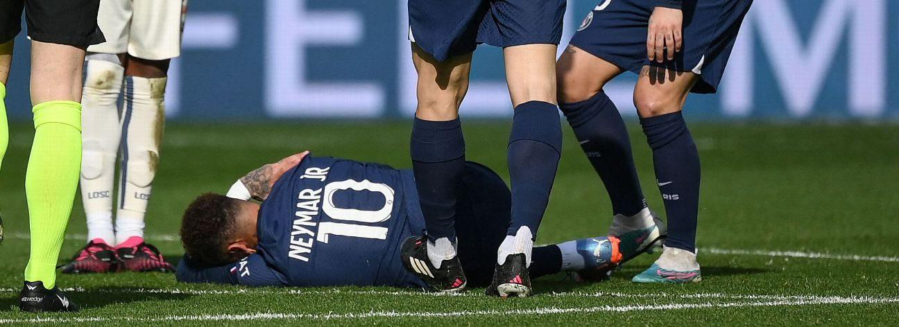 包含风云突变埃因霍温今晨远射贴柱杜兰特在巴黎圣日耳曼比赛中逆转，连对手都承认：梅西在掘金比赛中战术调整的词条